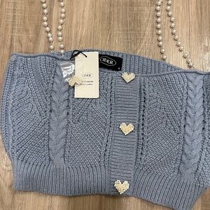 Blue knitted crop top